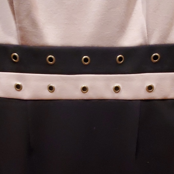 Calvin Klein - Picture 3 of 4